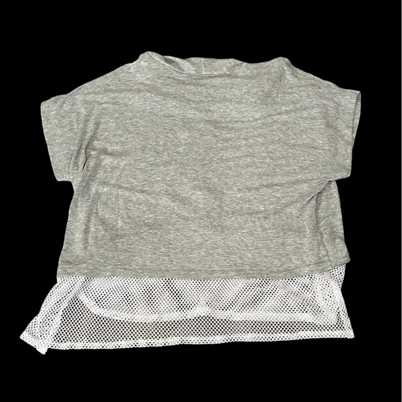 DAYTRIP MESH SHORT SLEEVE TOP - Picture 2 of 3